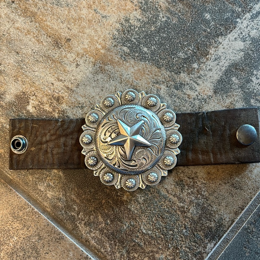 Western leather concho cuff